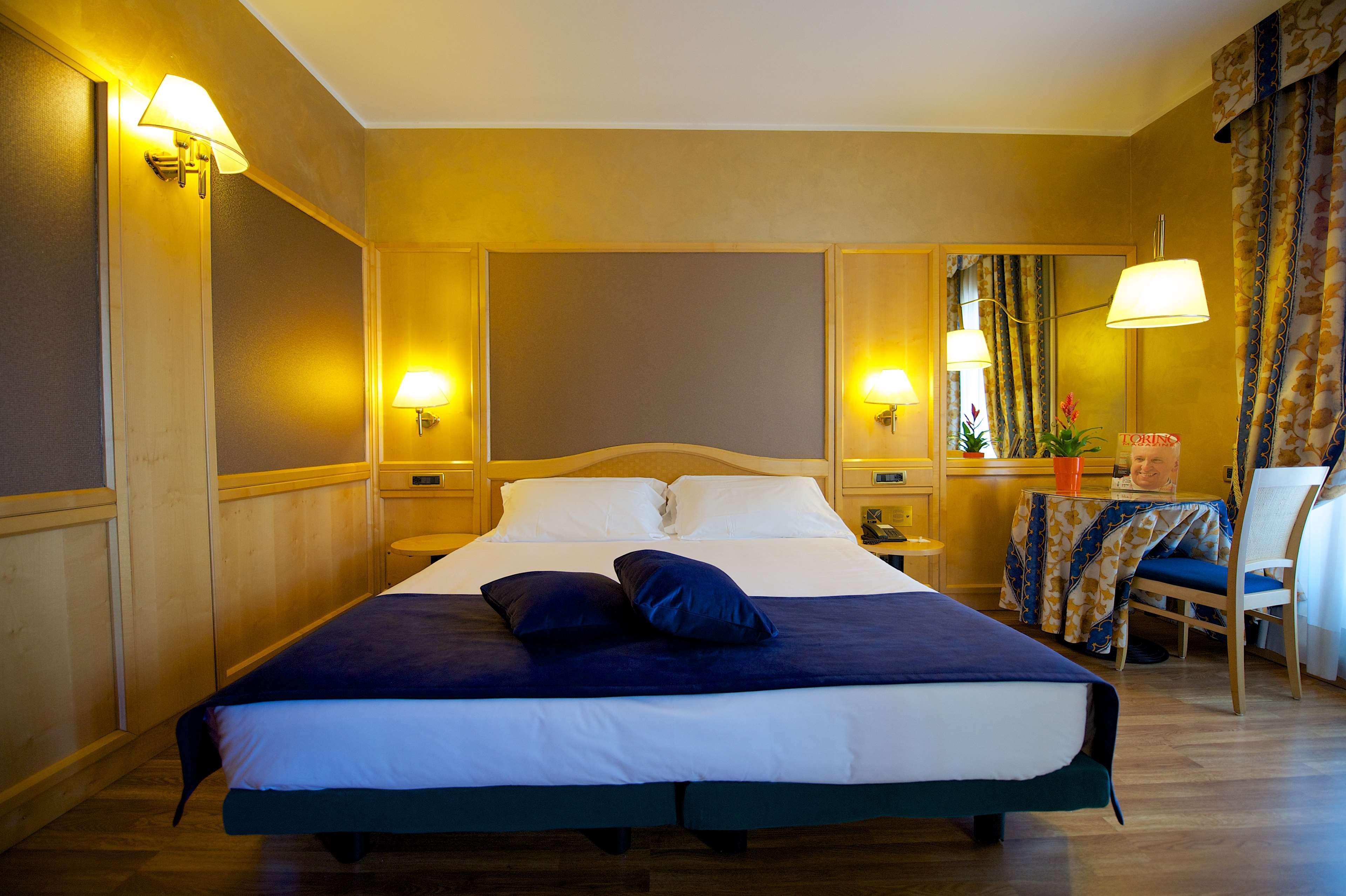 Western Luxor Hotel