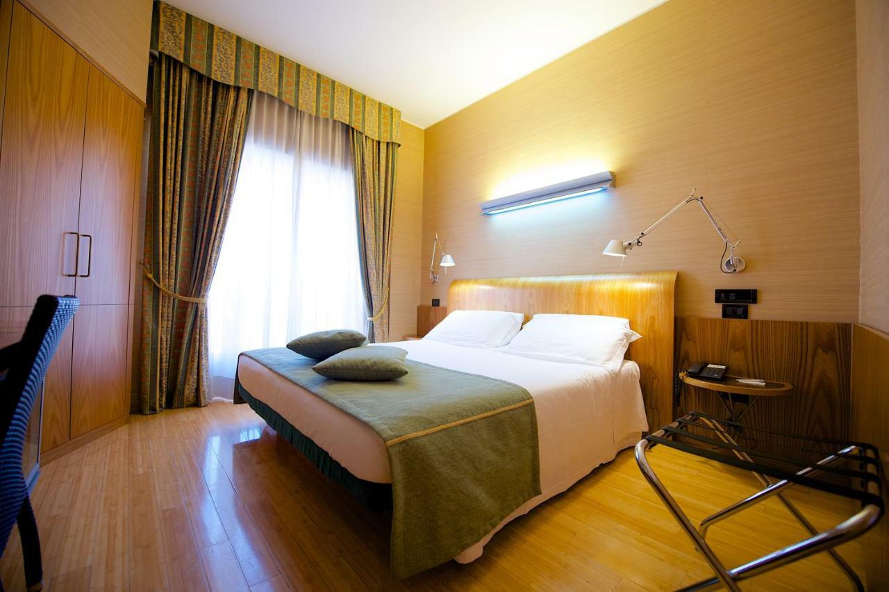 Western Luxor Hotel 4*